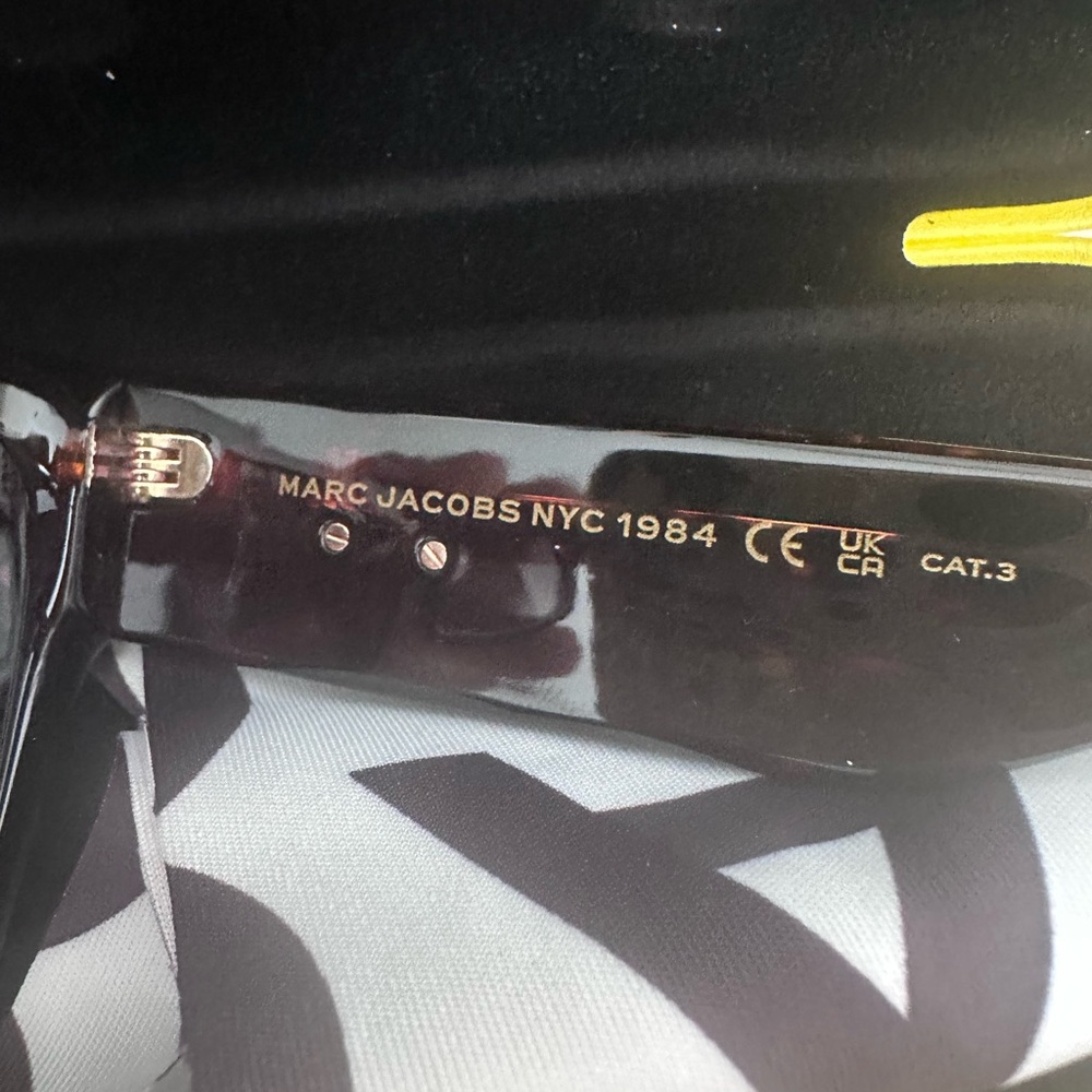 Marc Jacobs Tortoiseshell Square Frame Sunglasses… - image 4